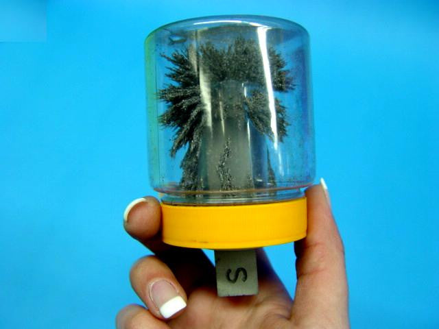 MAGNETIC IRON FILINGS DEMO JAR