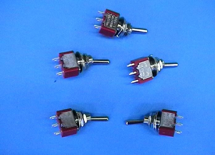 SWITCH TOGGLE PKT5 MINI 3P