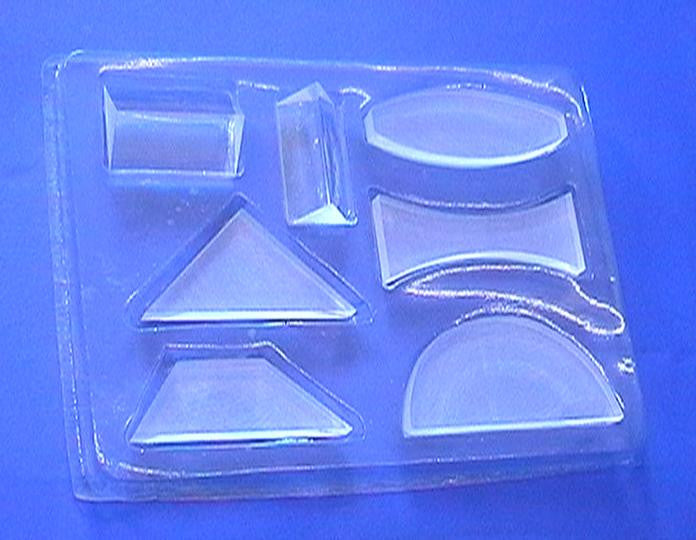 PRISM & LENS SET OF 7 PERSPEX