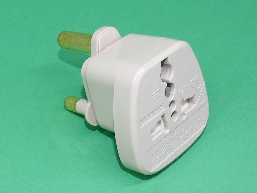 PLUG ADAPTER SQUARE TO 3-PIN