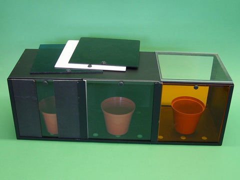 PHOTOTROPIC APPARATUS