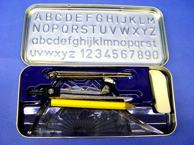 MATHEMATICAL INSTRUMENT SET